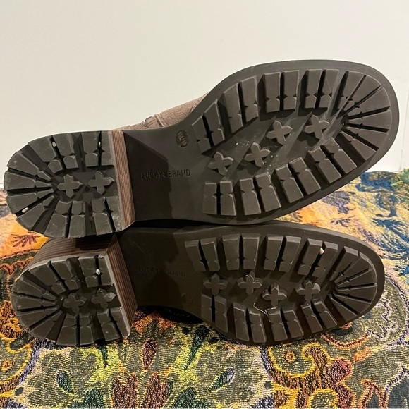 LUCKY BRAND Dareek Combat Boots Womens 9M Suede Leather CHUNKY Lug Soles Brown - Picture 7 of 11